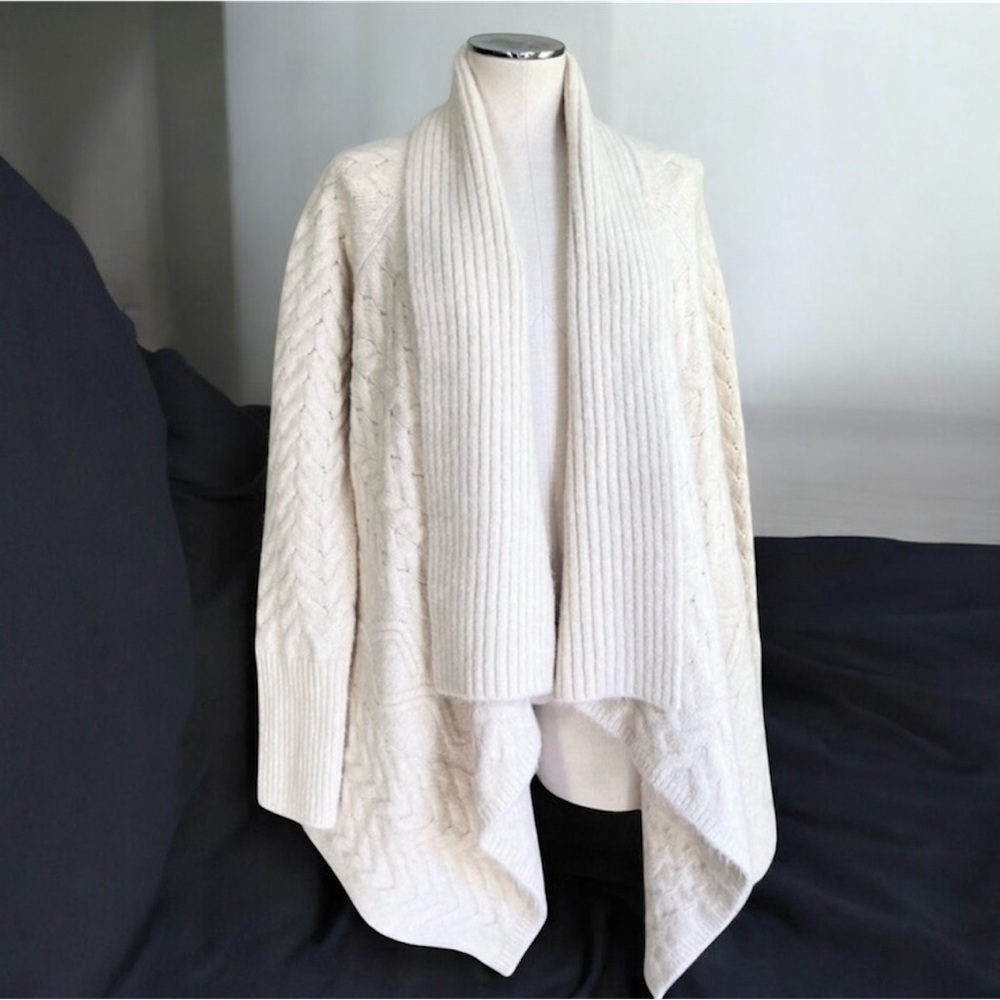 NEW EXPRESS Cable Knit Wool Blend Cardigan Sz M Waterfall Open Front Chunky